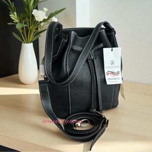 Divina Firenze Black Leather Bucket Bag